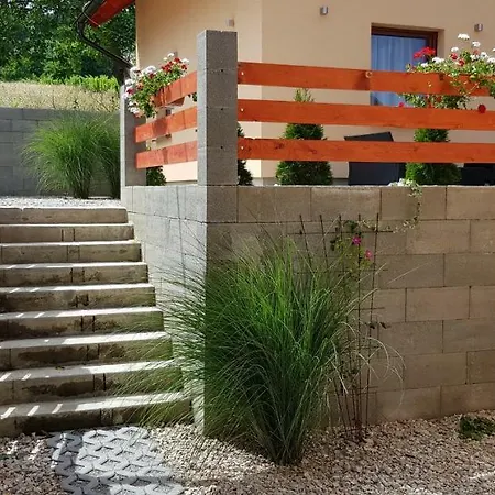 Michalka - Holiday home *