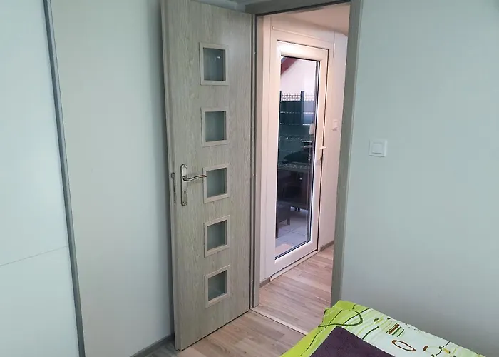 Michalka - بيت للعطل Podhájska