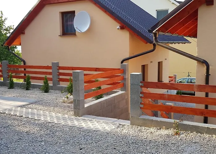 Michalka - بيت للعطل Podhájska