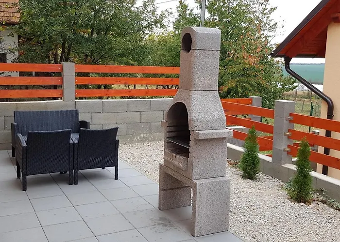 Michalka - Podhájska