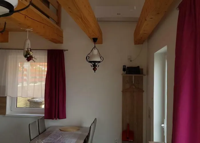 Michalka - بيت للعطل